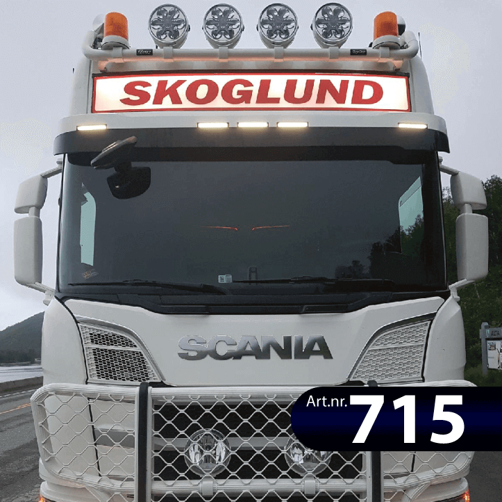 Hvit Scania Next Gen Highline med lysskilt for Skoglund.